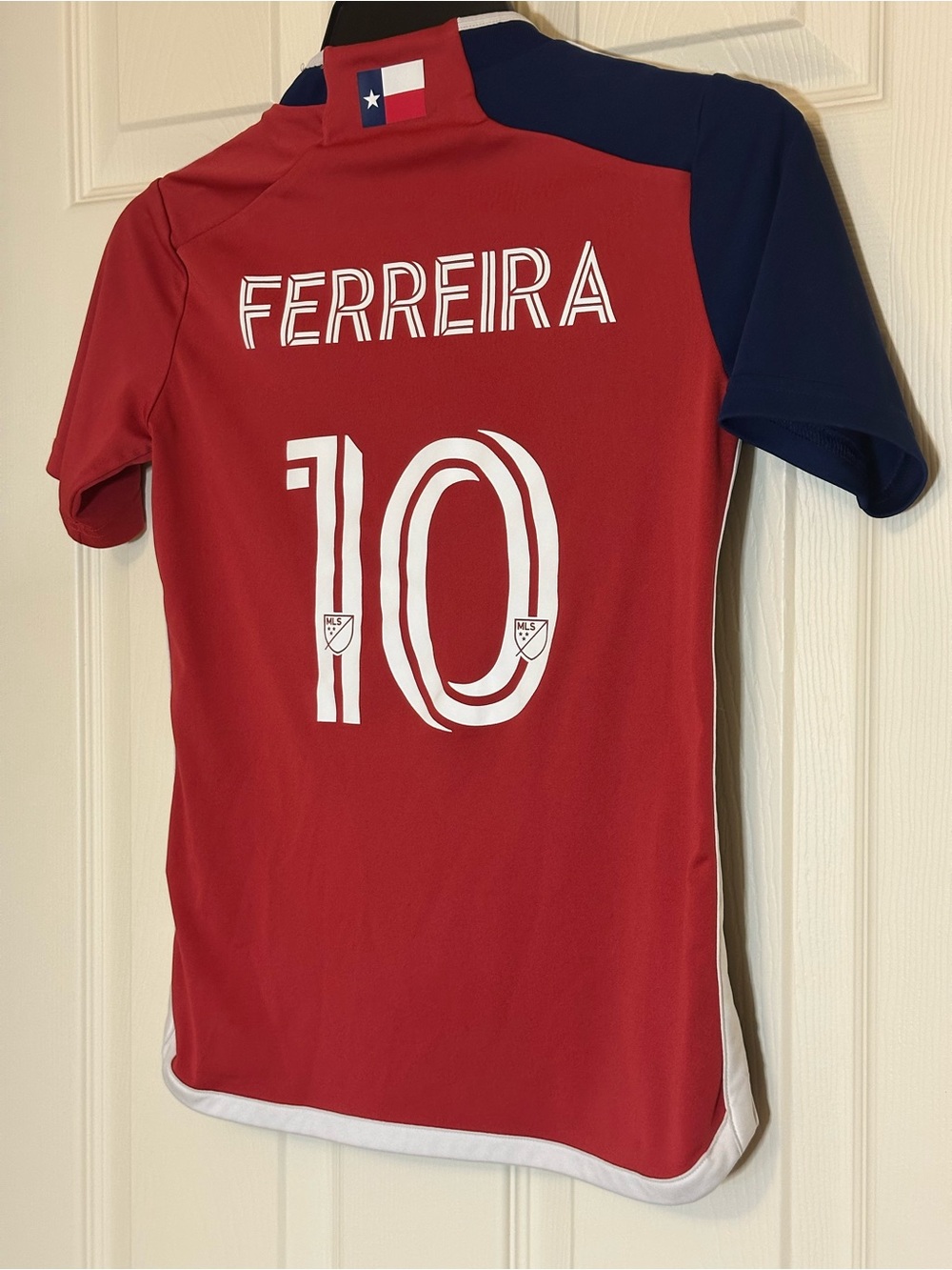 adidas Kids FC Dallas Short Sleeve Jersey in Red & Navy - Picture 4 of 6